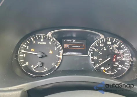 2017 Nissan Pathfinder S z USA, uszkodzony, nr VIN 5N1DR2MM8HC637367